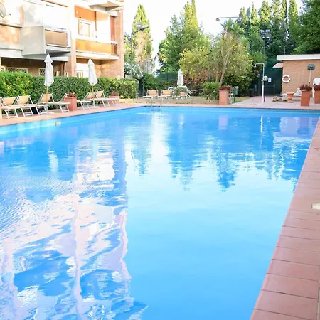 Apartment Laura Sweet Con Piscina