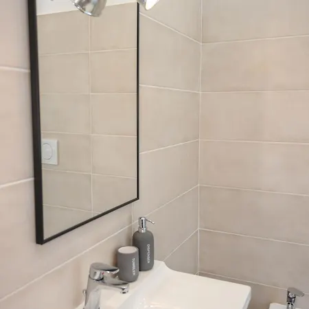 Apartment Laura Sweet Con Piscina *