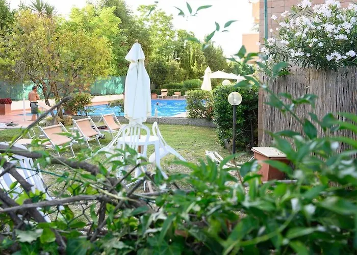 Laura Sweet Con Piscina ローマ