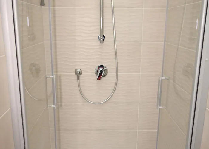 Laura Sweet Con Piscina アパート