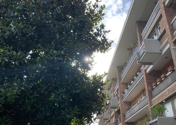 Laura Sweet Con Piscina